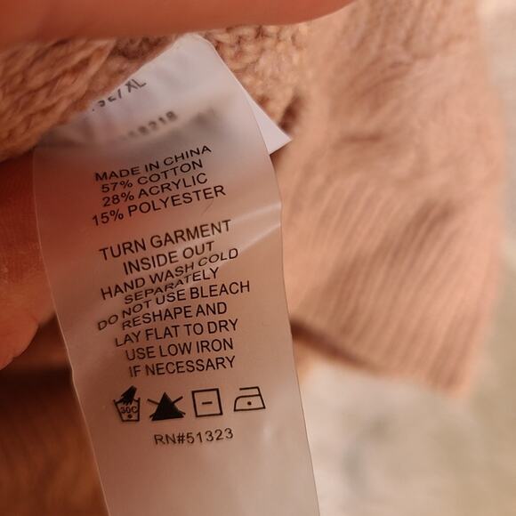 Unbranded rose pink oversized cable knit turtle neck sweater Size xl - Picture 7 of 7